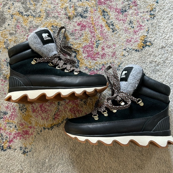 Sorel Kinetic Conquest Boot - Picture 5 of 5